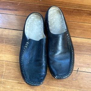 Black flat Wolky’s